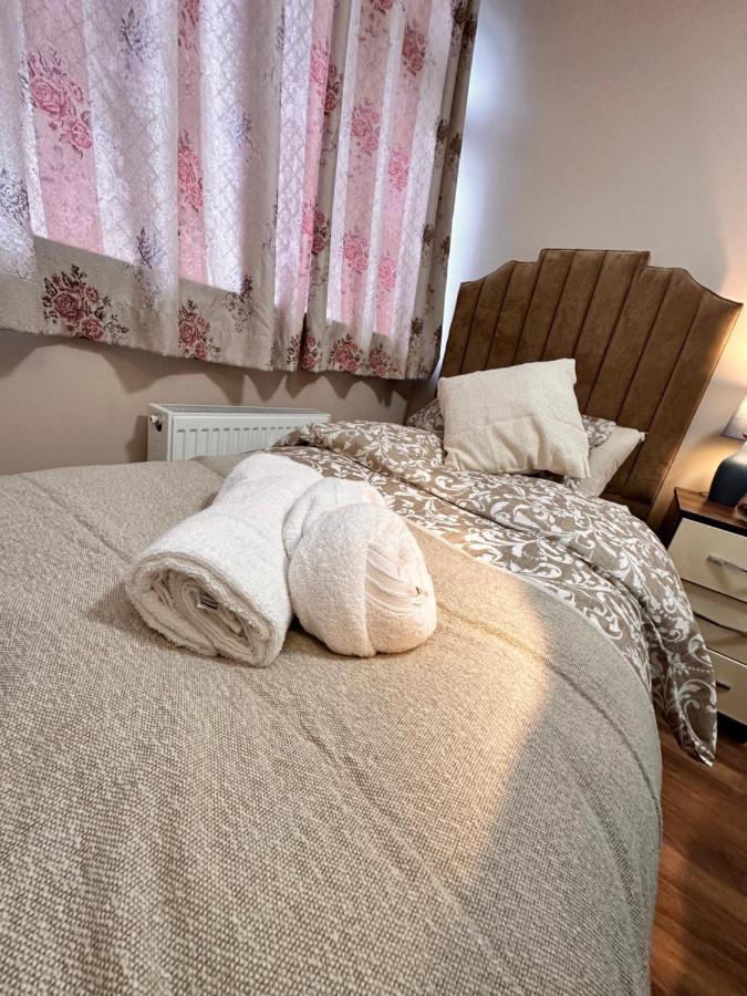 Canary Wharf Single Double And En-Suite Rooms Λονδίνο Εξωτερικό φωτογραφία