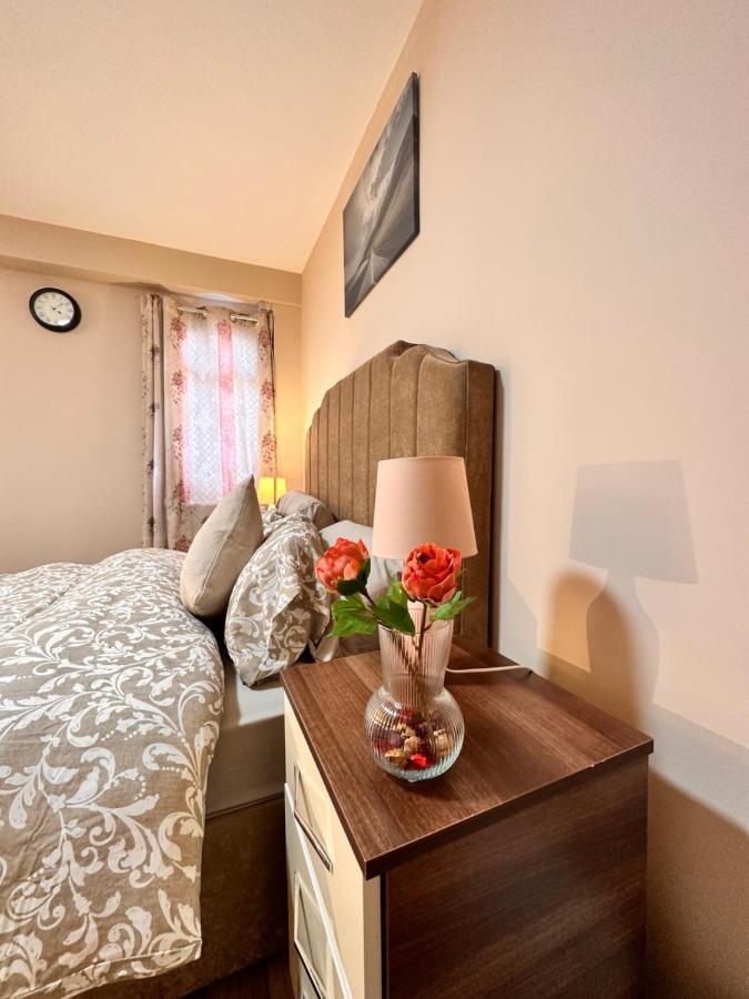 Canary Wharf Single Double And En-Suite Rooms Λονδίνο Εξωτερικό φωτογραφία