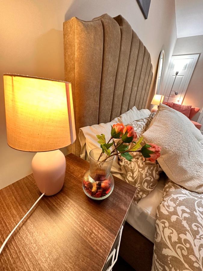 Canary Wharf Single Double And En-Suite Rooms Λονδίνο Εξωτερικό φωτογραφία